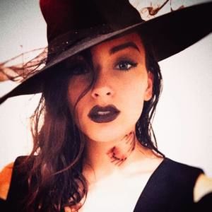 Meet your Posher, Ramona